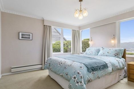 Photo of property in 46 Harbour View Road, Harbour View, Lower Hutt, 5010