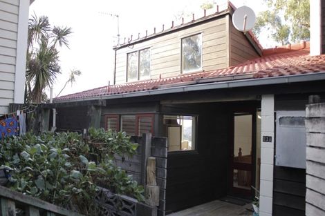 Photo of property in 21a Hadfield Terrace, Kelburn, Wellington, 6012