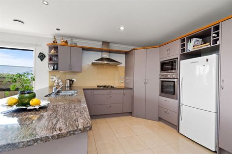 Photo of property in 24 Lochiel Place, Te Kamo, Whangarei, 0112