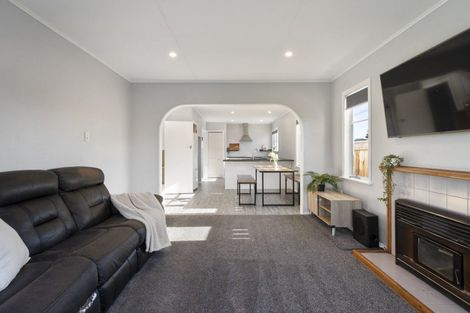 Photo of property in 24 Pharazyn Street, Feilding, 4702