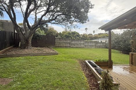 Photo of property in 31 Spinella Drive, Bayview, Auckland, 0629