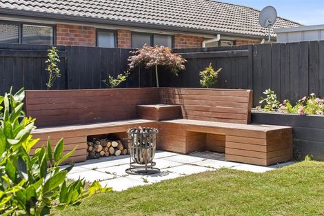 Photo of property in 23 Seabreeze Place, Papamoa Beach, Papamoa, 3118