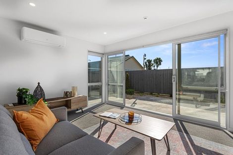 Photo of property in 3 Kakapo Lane, Redwood, Christchurch, 8051