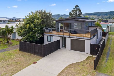 Photo of property in 106a Beverley Terrace, Whangamata, 3620