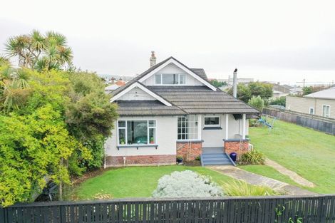 Photo of property in 25 Burrows Street, Bluff, 9814