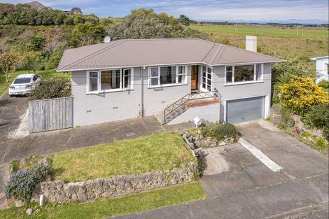 Photo of property in 13 East Way, Durie Hill, Whanganui, 4500