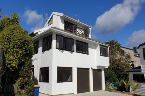 Photo of property in 10 Galaxy Drive, Mairangi Bay, Auckland, 0630