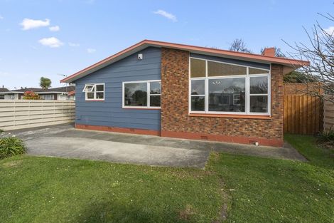 Photo of property in 4 Kimberley Grove, Westbrook, Palmerston North, 4412