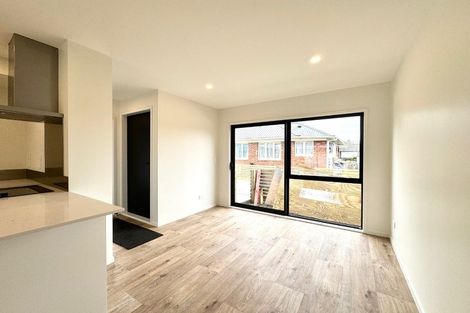 Photo of property in 22d Royton Avenue, Mangere East, Auckland, 2024