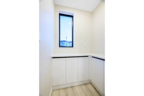 Photo of property in 18 Willowherb Lane, Hobsonville, Auckland, 0616