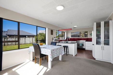 Photo of property in 323 Mangorei Road, Merrilands, New Plymouth, 4312