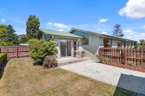 Photo of property in 22 Sarabande Avenue, Redwood, Christchurch, 8051