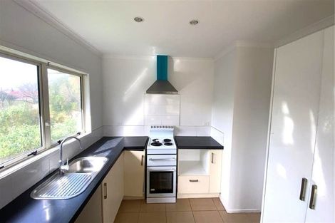 Photo of property in 11a Hollinbrigg Place, Manurewa, Auckland, 2102