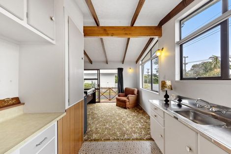 Photo of property in 452 Point Chevalier Road, Point Chevalier, Auckland, 1022