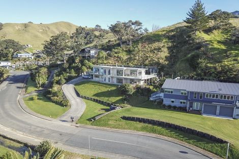 Photo of property in 4 Motutara Road, Oakura, Hikurangi, 0184