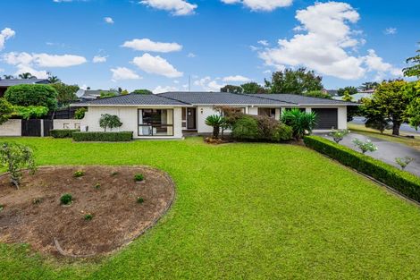 Photo of property in 1 Elrita Place, Conifer Grove, Takanini, 2112