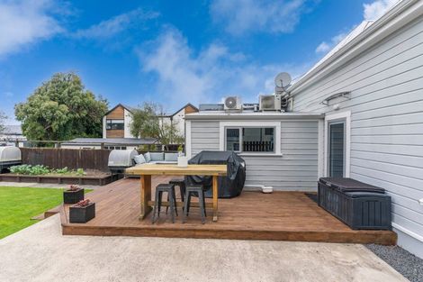 Photo of property in 2 Baker Street, Caversham, Dunedin, 9012