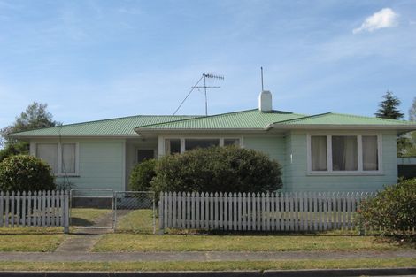 Photo of property in 22 Clouston Crescent, Fenton Park, Rotorua, 3010