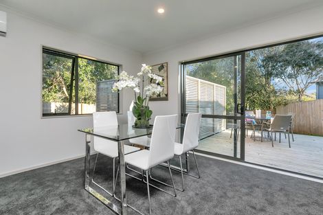 Photo of property in 40a Roberts Road, Glenfield, Auckland, 0629