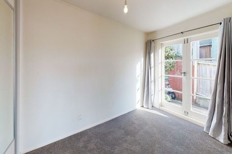 Photo of property in 51 Mantell Street, Seatoun, Wellington, 6022