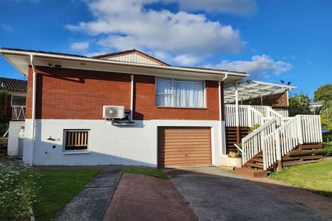 Photo of property in 1/1 Ribblesdale Road, Henderson, Auckland, 0612