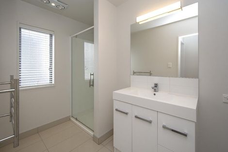 Photo of property in 5 Longueval Lane, Broomfield, Christchurch, 8042