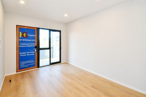 Photo of property in 22 Waimarie Drive, Karaka, 2578