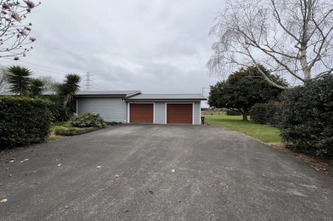 Photo of property in 171 Boord Crescent, Kumeu, 0891