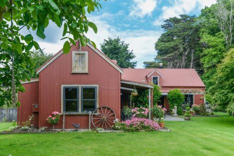 Photo of property in The Woolshed, 15 Omarunui Road, Waiohiki, Napier, 4183