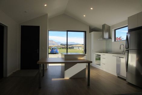 Photo of property in 26 Mount Creighton Crescent, Wanaka, 9305