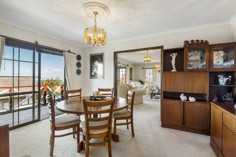 Photo of property in 32 Onetaunga Road, Chatswood, Auckland, 0626