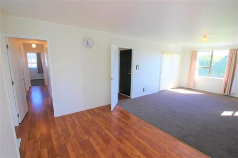 Photo of property in 452 Porchester Road, Randwick Park, Auckland, 2105