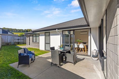 Photo of property in 118 Whakaturou Crescent, Pyes Pa, Tauranga, 3112