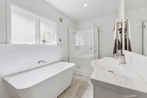 Photo of property in 34 Rama Crescent, Khandallah, Wellington, 6035