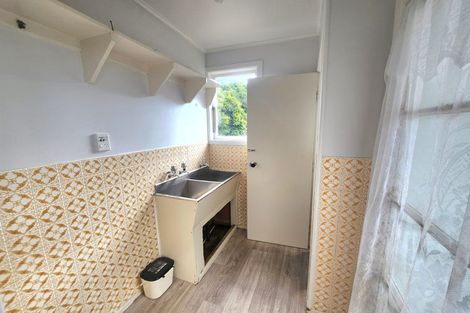 Photo of property in 105 Tidal Road, Mangere, Auckland, 2022