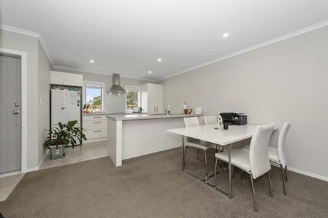 Photo of property in 6 Anna Jean Crescent, Flagstaff, Hamilton, 3210