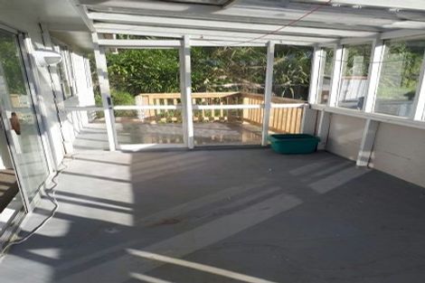 Photo of property in 2 Rajkot Terrace, Broadmeadows, Wellington, 6035