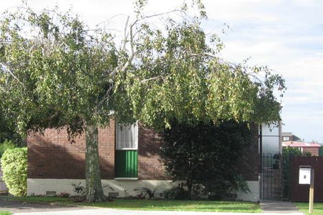 Photo of property in 8 Fitzwater Place, Henderson, Auckland, 0612