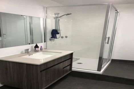 Photo of property in 3 Chevron Place, Castor Bay, Auckland, 0620