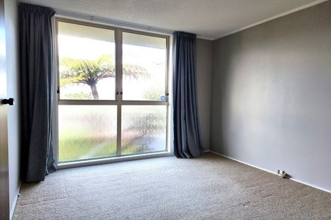 Photo of property in 27 Viewmont Drive, Harbour View, Lower Hutt, 5010