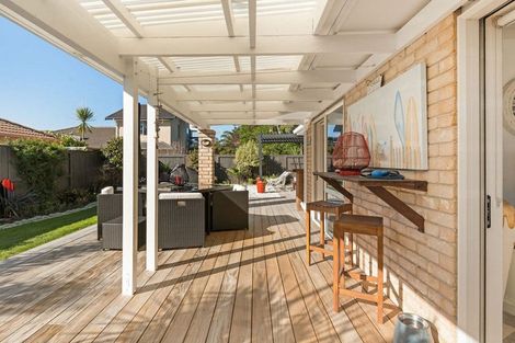 Photo of property in 4 Amery Place, Papamoa Beach, Papamoa, 3118