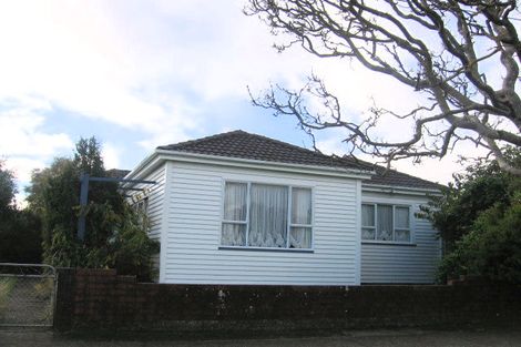 Photo of property in 27 Waikare Avenue, Waiwhetu, Lower Hutt, 5010