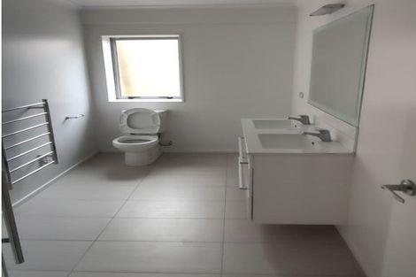 Photo of property in 21 Cresswell Place, Johnsonville, Wellington, 6037