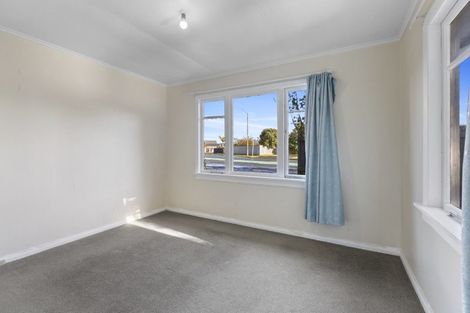 Photo of property in 275 Coronation Avenue, Welbourn, New Plymouth, 4310