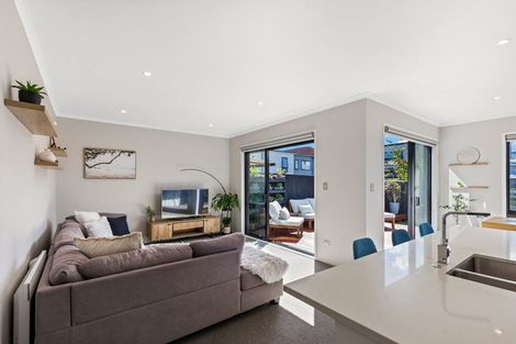 Photo of property in 21 Ian Morrison Road, Hobsonville, Auckland, 0616