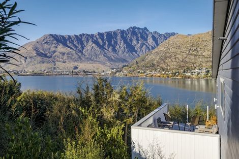 Photo of property in Greenstone Terraces, 30/716 Frankton Road, Queenstown, 9300