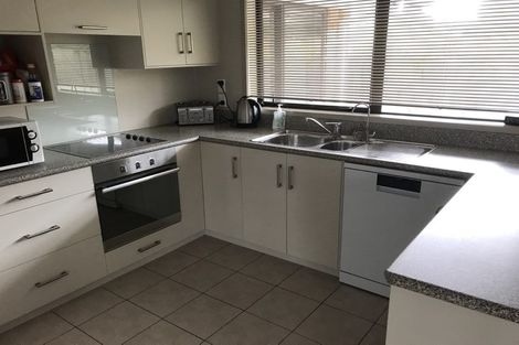 Photo of property in 6a Paterson Avenue, Pukekohe, 2120