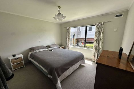 Photo of property in 1/9 Mana Esplanade, Paremata, Porirua, 5026