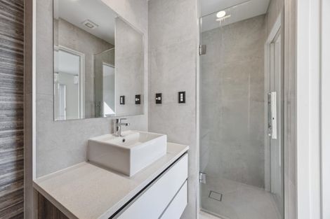 Photo of property in 20 Meritage Lane, Te Atatu South, Auckland, 0610