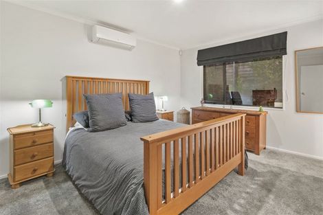 Photo of property in 24 Lomas Way, Albany, Auckland, 0632